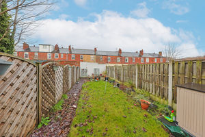 Hawthorne Street